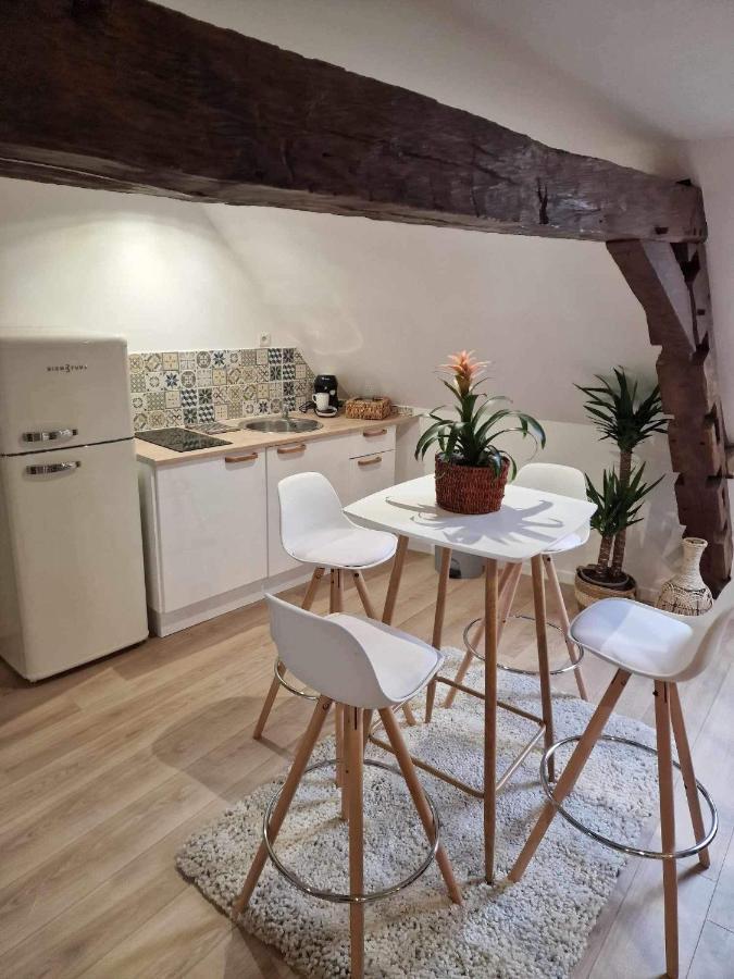 Appartement Cocooning Solre-le-Chateau Екстер'єр фото